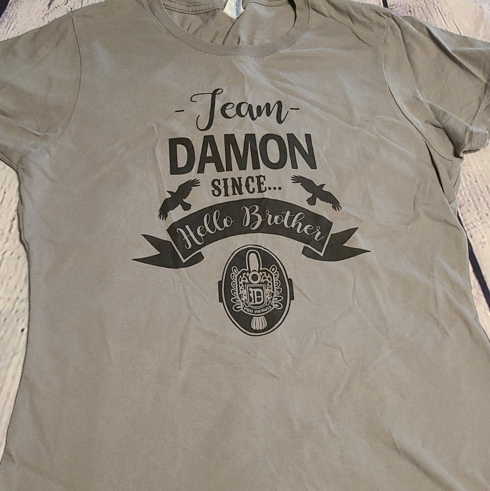 Vampire Diaries Woman's Small t shirt